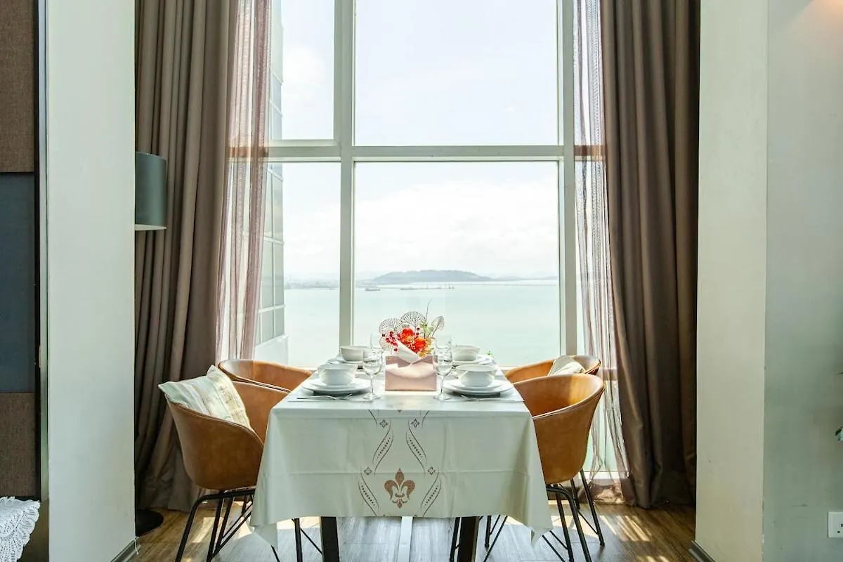 조지타운 Penang Oceanview Loft 아파트 0*,  말레이시아